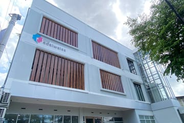 Gedung Klinik Edelweiss